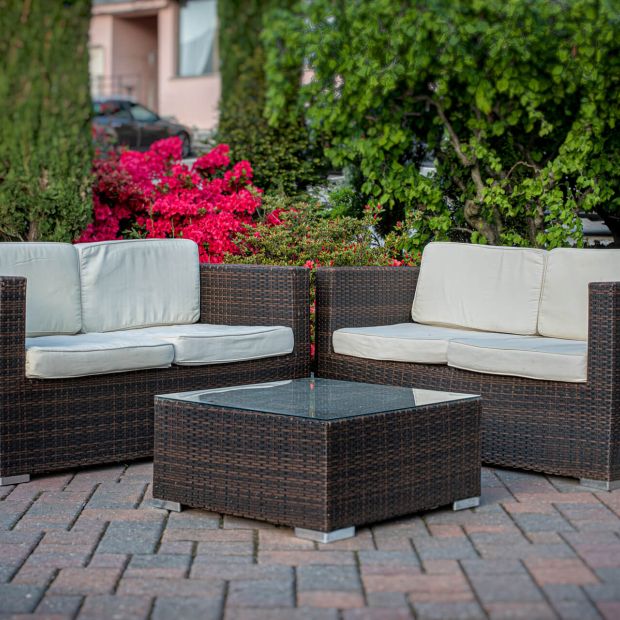 salotto esterno hotel saligari