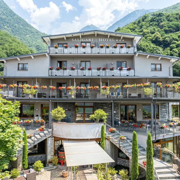 hotel saligari esterno facciata