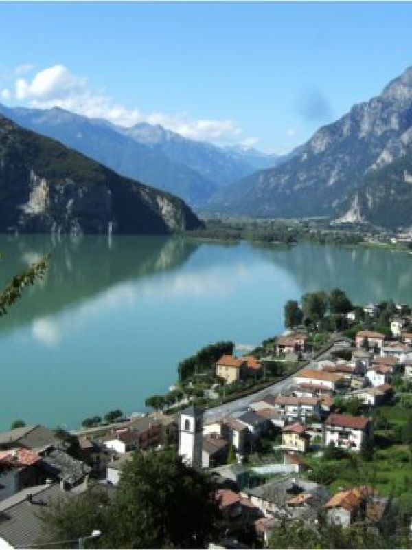 vista nella strada dei cavalli
