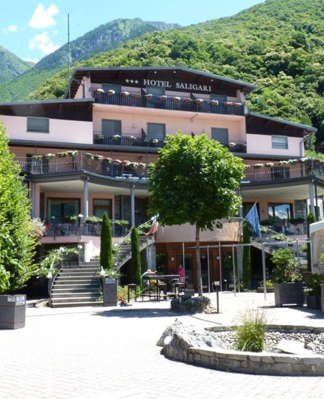 saligari hotel