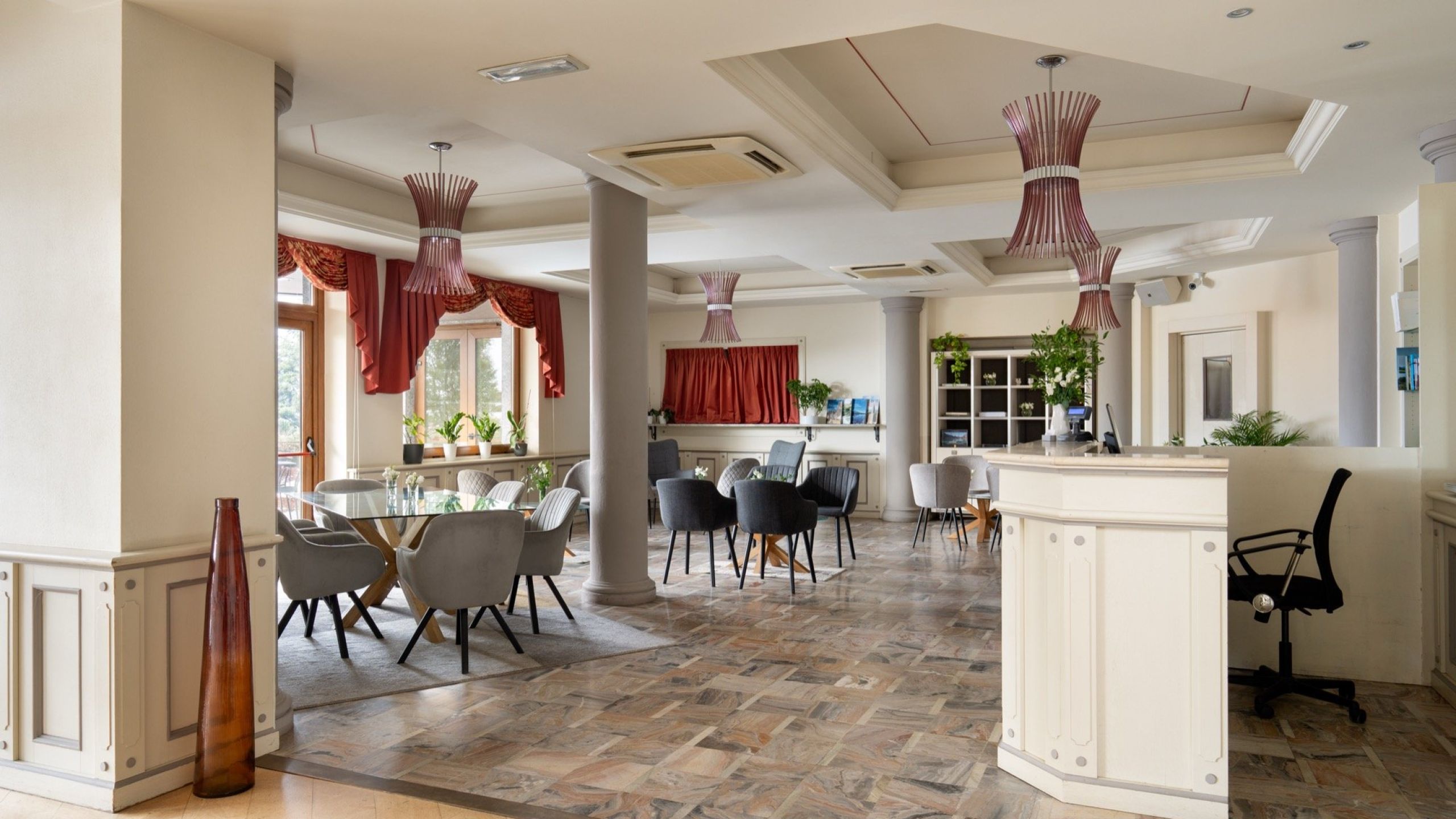 hotel saligari interno